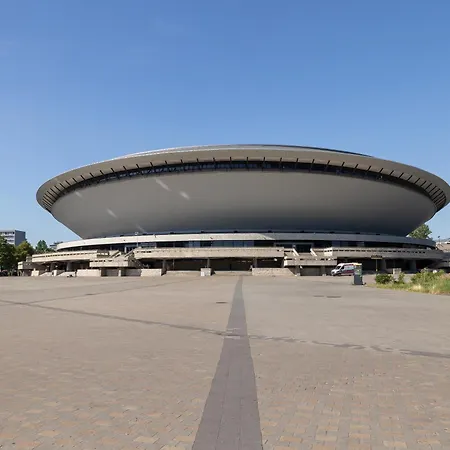 דירה Colorful Near The Spodek Arena In By Renters קטוביץ